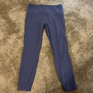 Women’s Athleta Periwinkle Leggings w/ Pockets.
